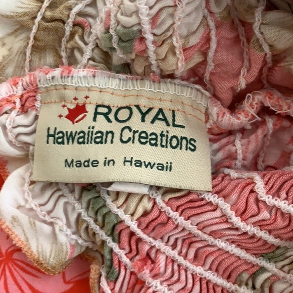 Hawaiian Dress - Picture 3 of 3